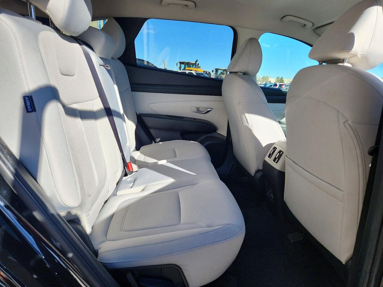 2025 HYUNDAI TUCSON SEL photo 11