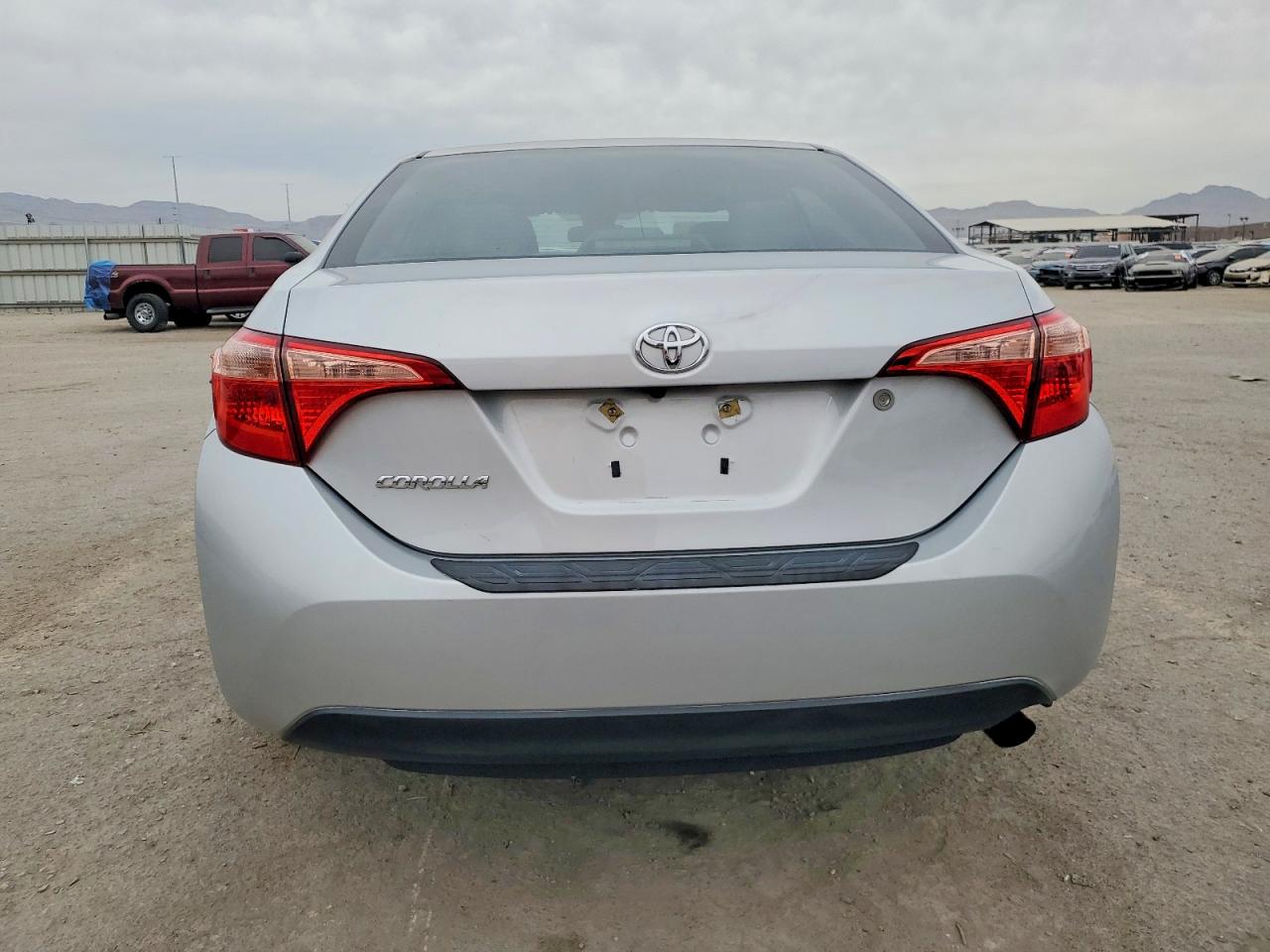 2017 TOYOTA COROLLA L photo 6