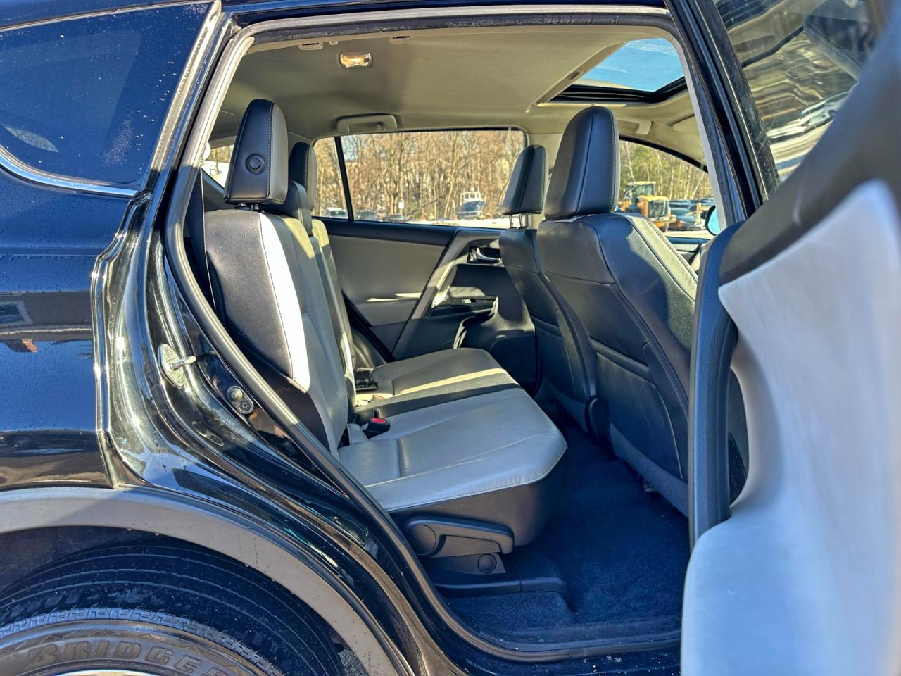 2018 TOYOTA RAV4 LIMITED photo 7