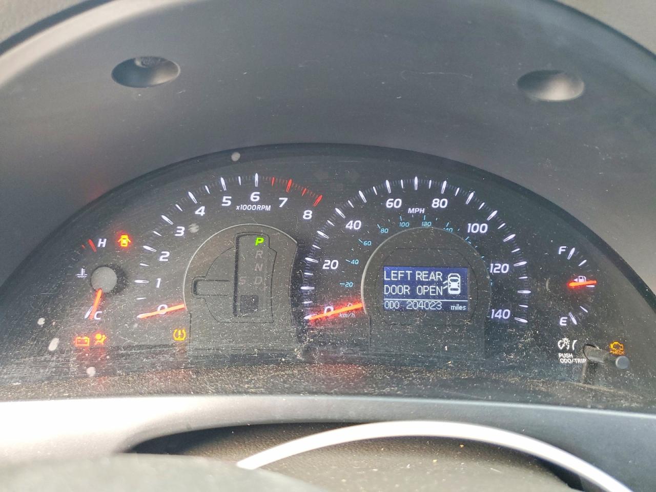 2011 TOYOTA CAMRY BASE photo 9