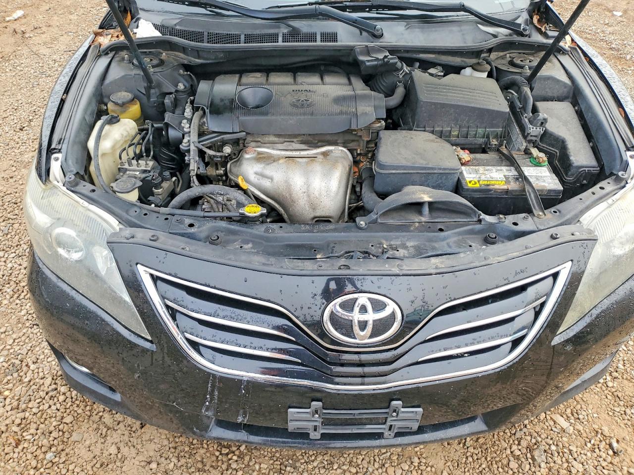 2011 TOYOTA CAMRY BASE photo 11