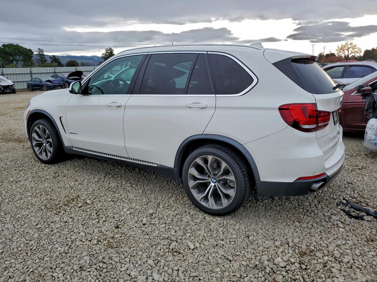 2015 BMW X5 XDRIVE35I photo 2