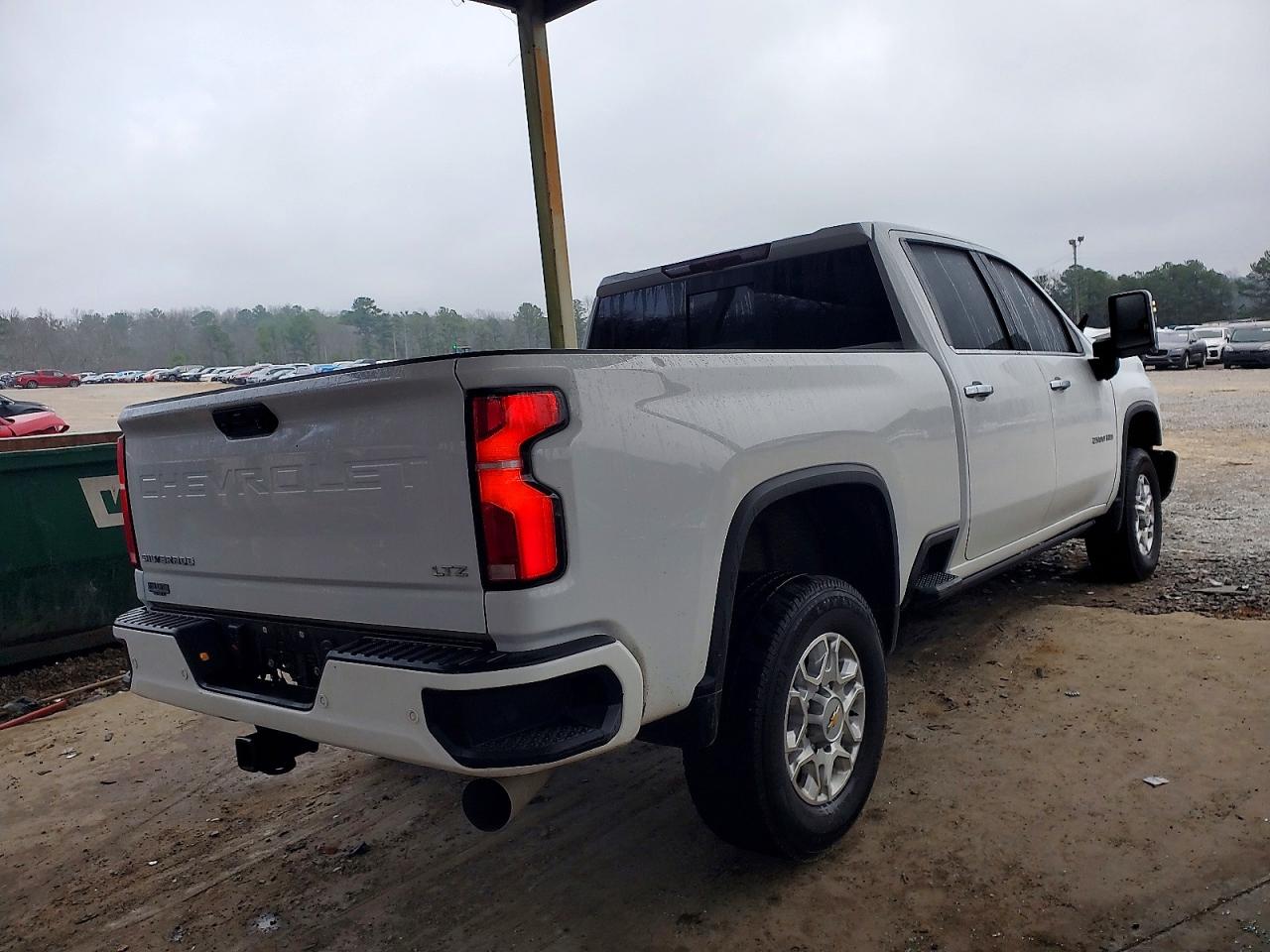 2025 CHEVROLET SILVERADO K2500 HEAVY DUTY LTZ photo 3