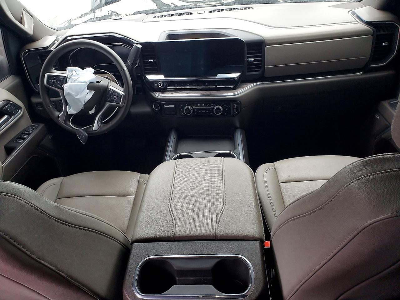 2025 CHEVROLET SILVERADO K2500 HEAVY DUTY LTZ photo 8