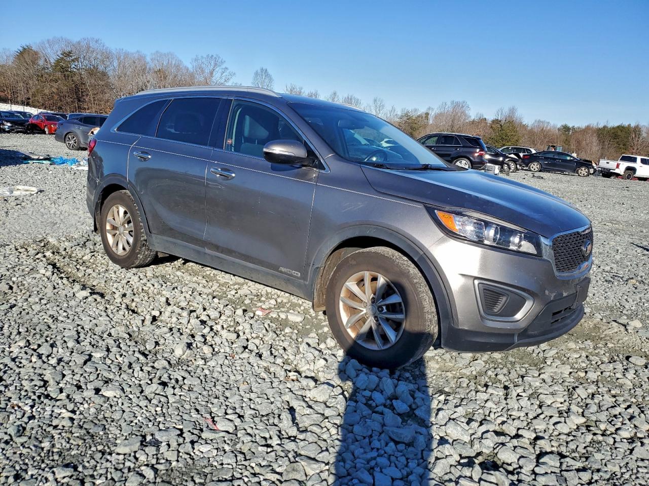 2016 KIA SORENTO LX photo 4