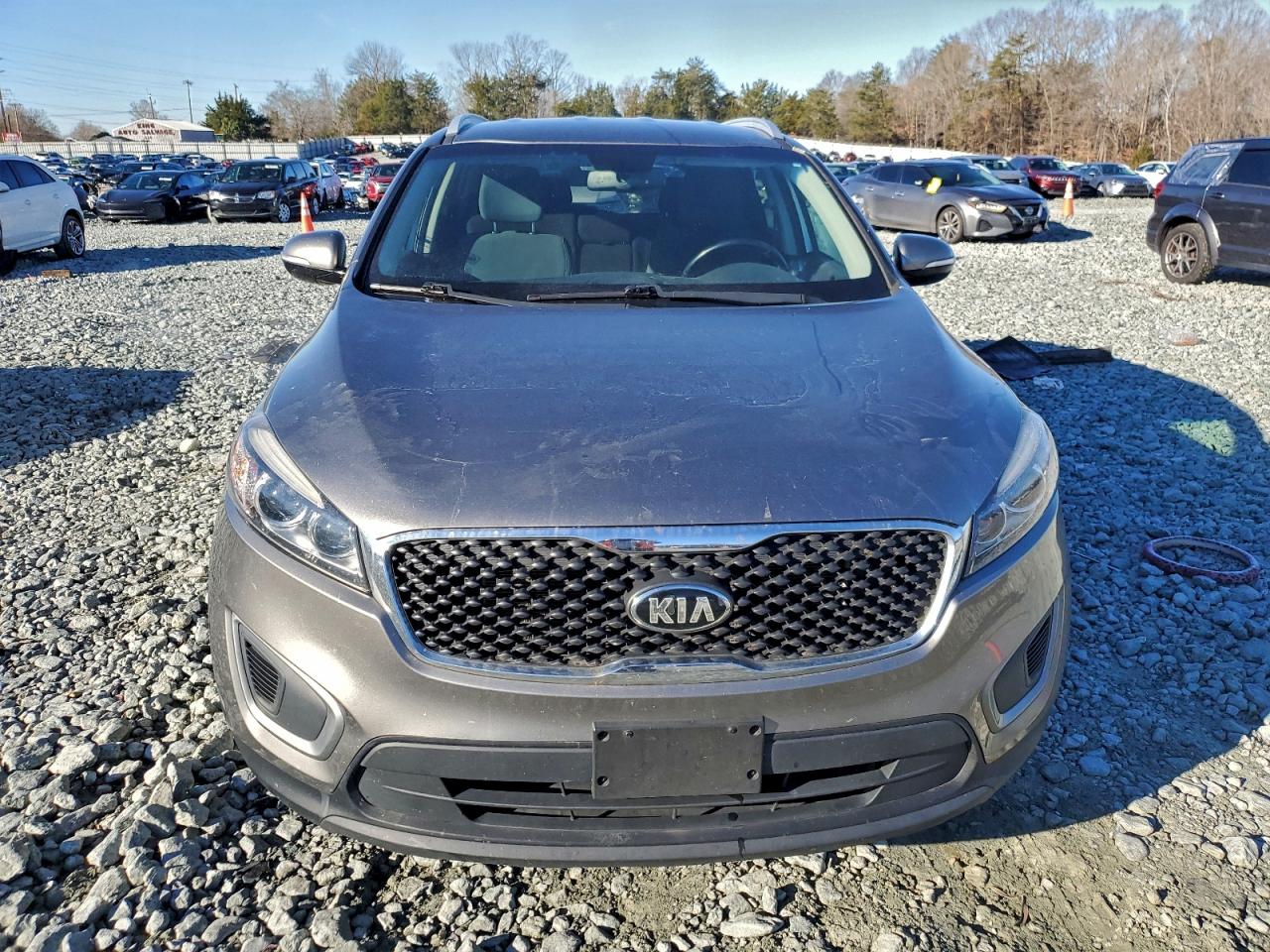 2016 KIA SORENTO LX photo 5