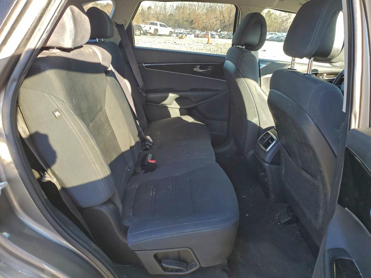 2016 KIA SORENTO LX photo 11