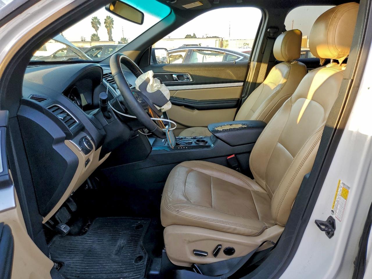 2016 FORD EXPLORER XLT photo 7