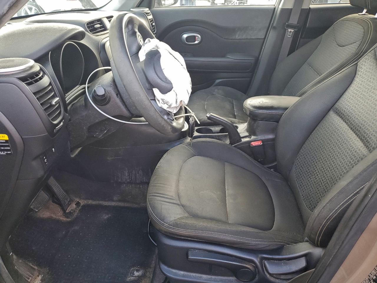 2015 KIA SOUL + photo 7
