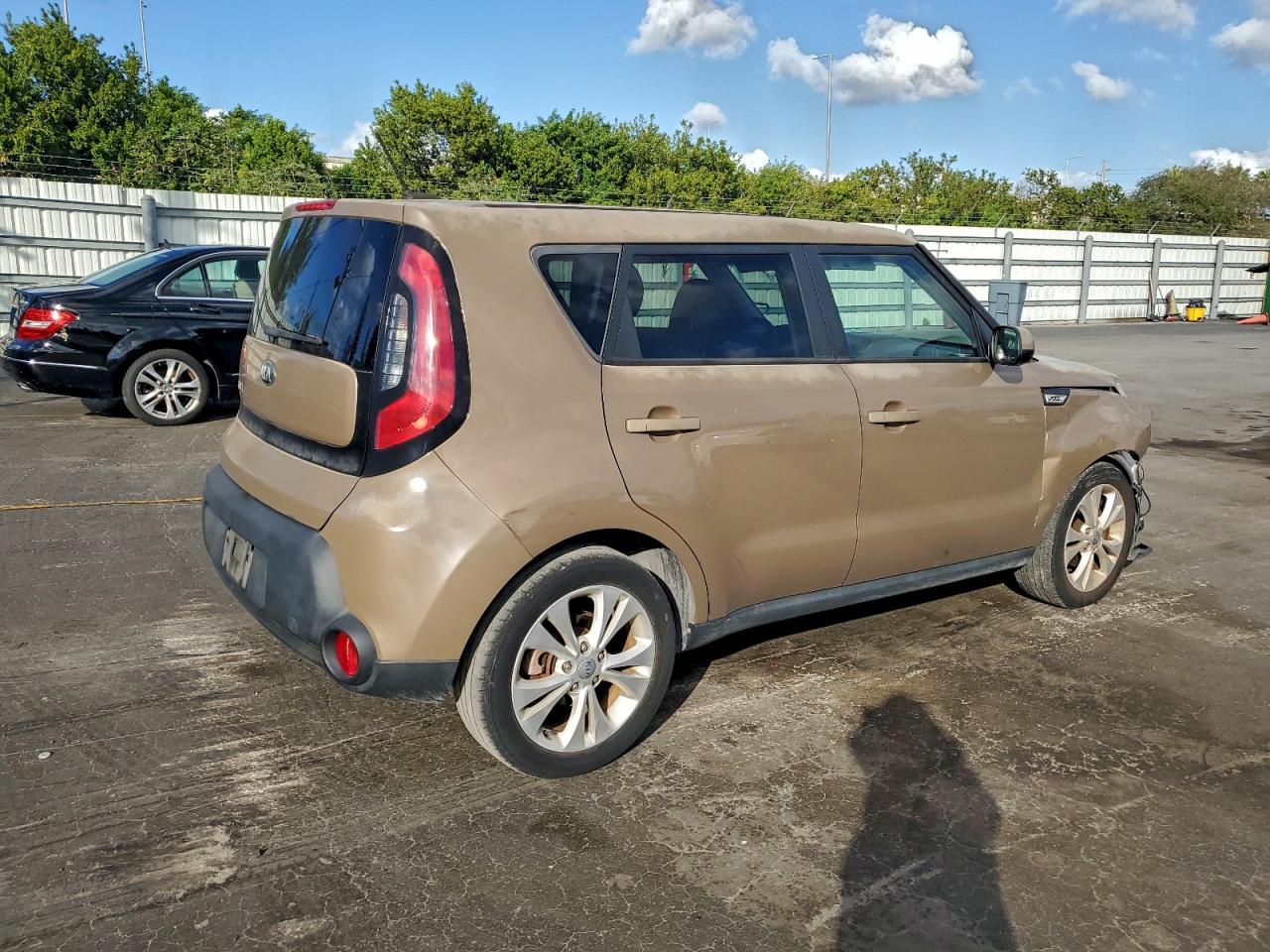 2015 KIA SOUL + photo 3