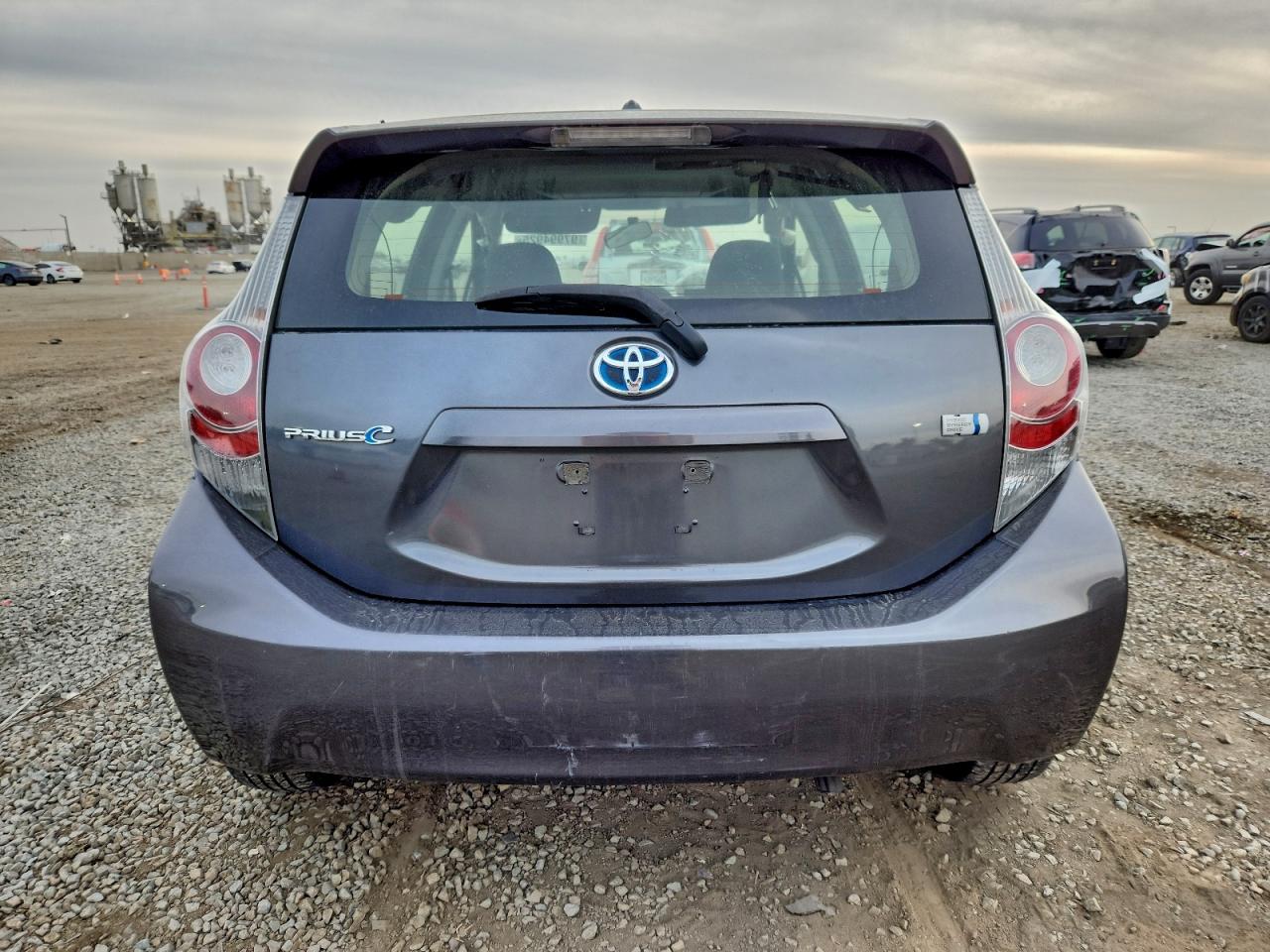 2014 TOYOTA PRIUS C photo 6