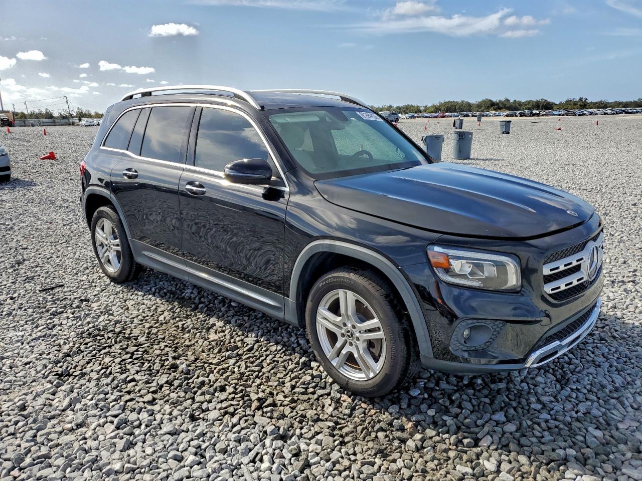 2020 MERCEDES-BENZ GLB 250 photo 4