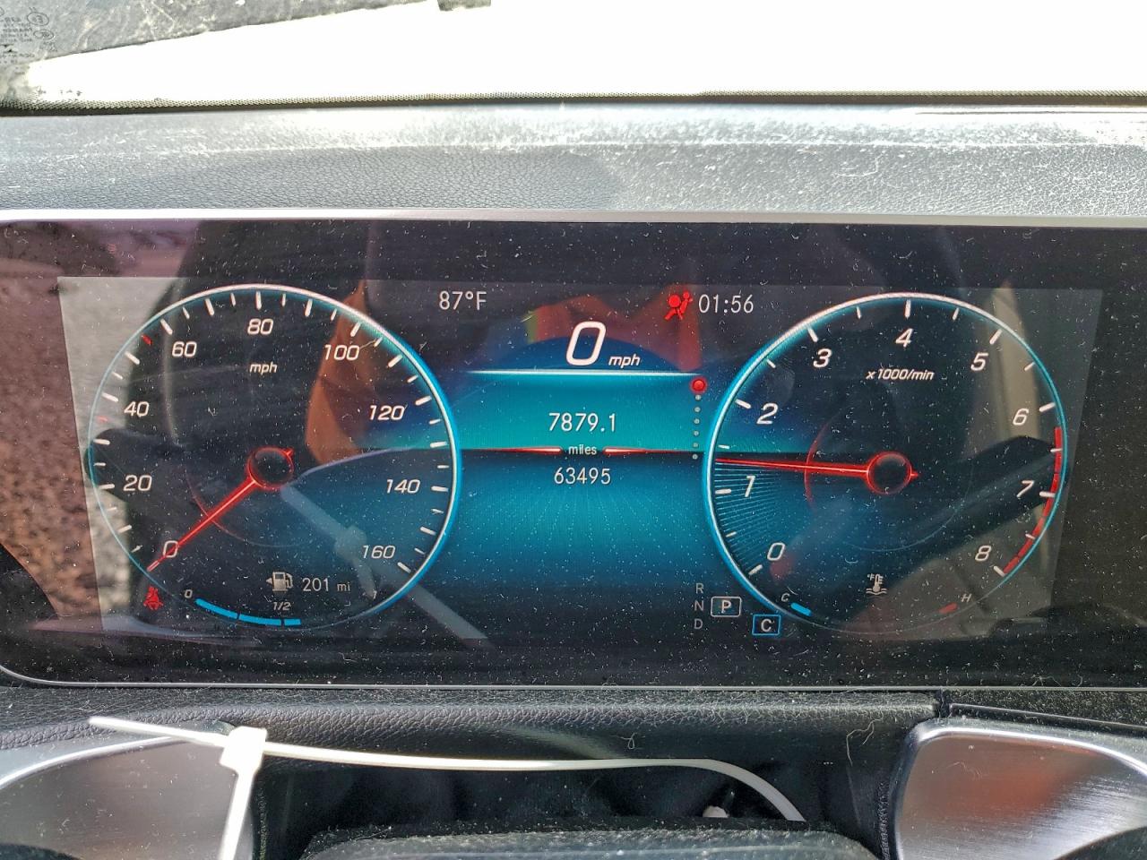 2020 MERCEDES-BENZ GLB 250 photo 9