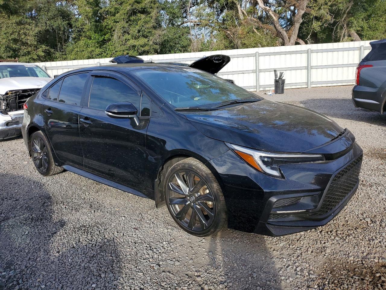 2024 TOYOTA COROLLA SE photo 4
