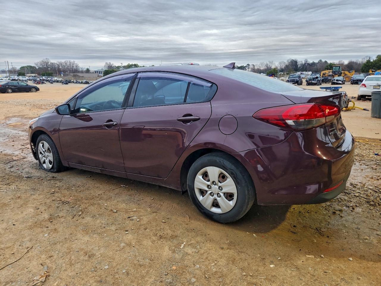 2017 KIA FORTE LX photo 2