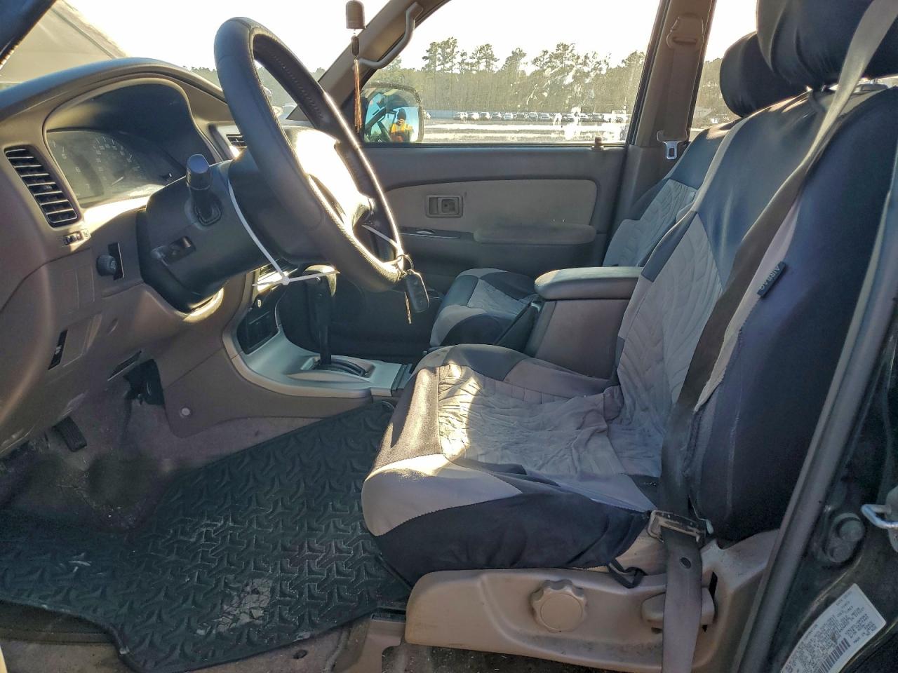 2001 TOYOTA 4RUNNER SR5 photo 7