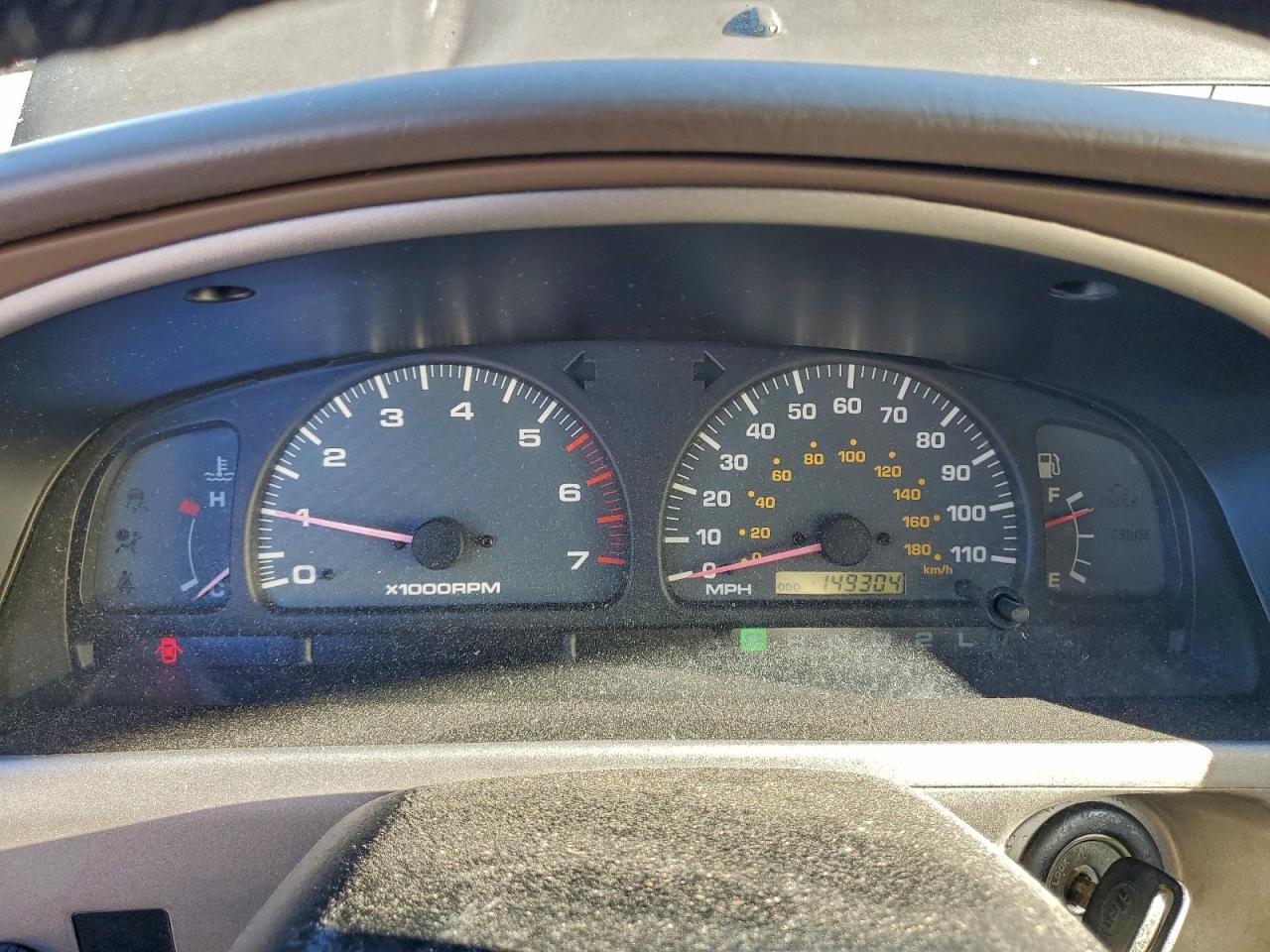 2001 TOYOTA 4RUNNER SR5 photo 9