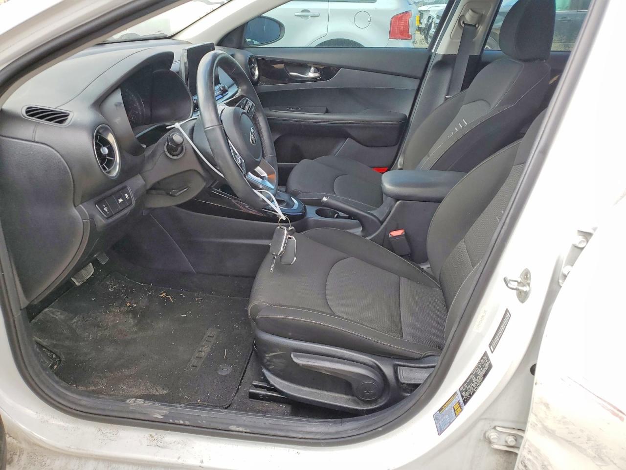 2019 KIA FORTE photo 7