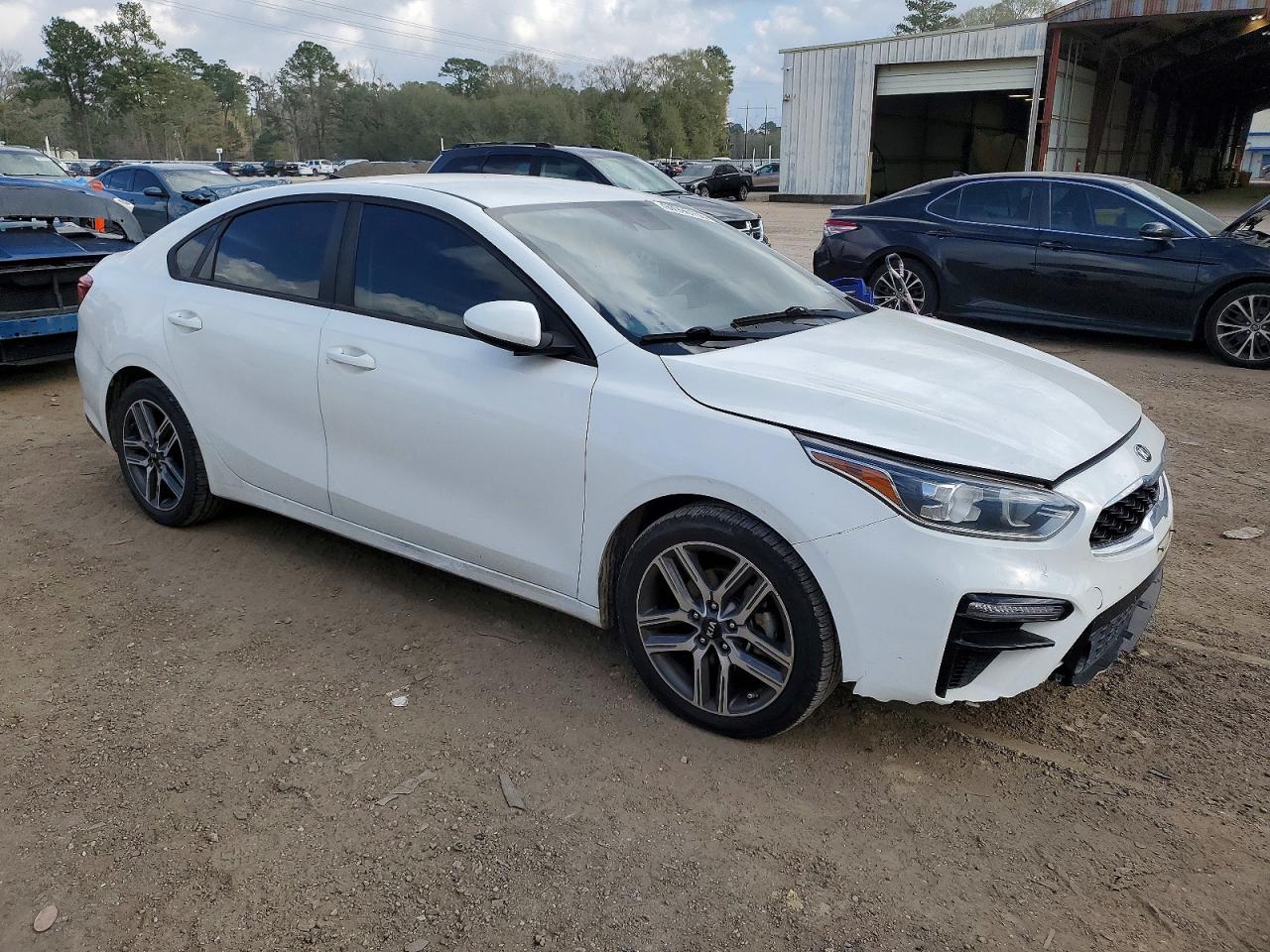 2019 KIA FORTE photo 4