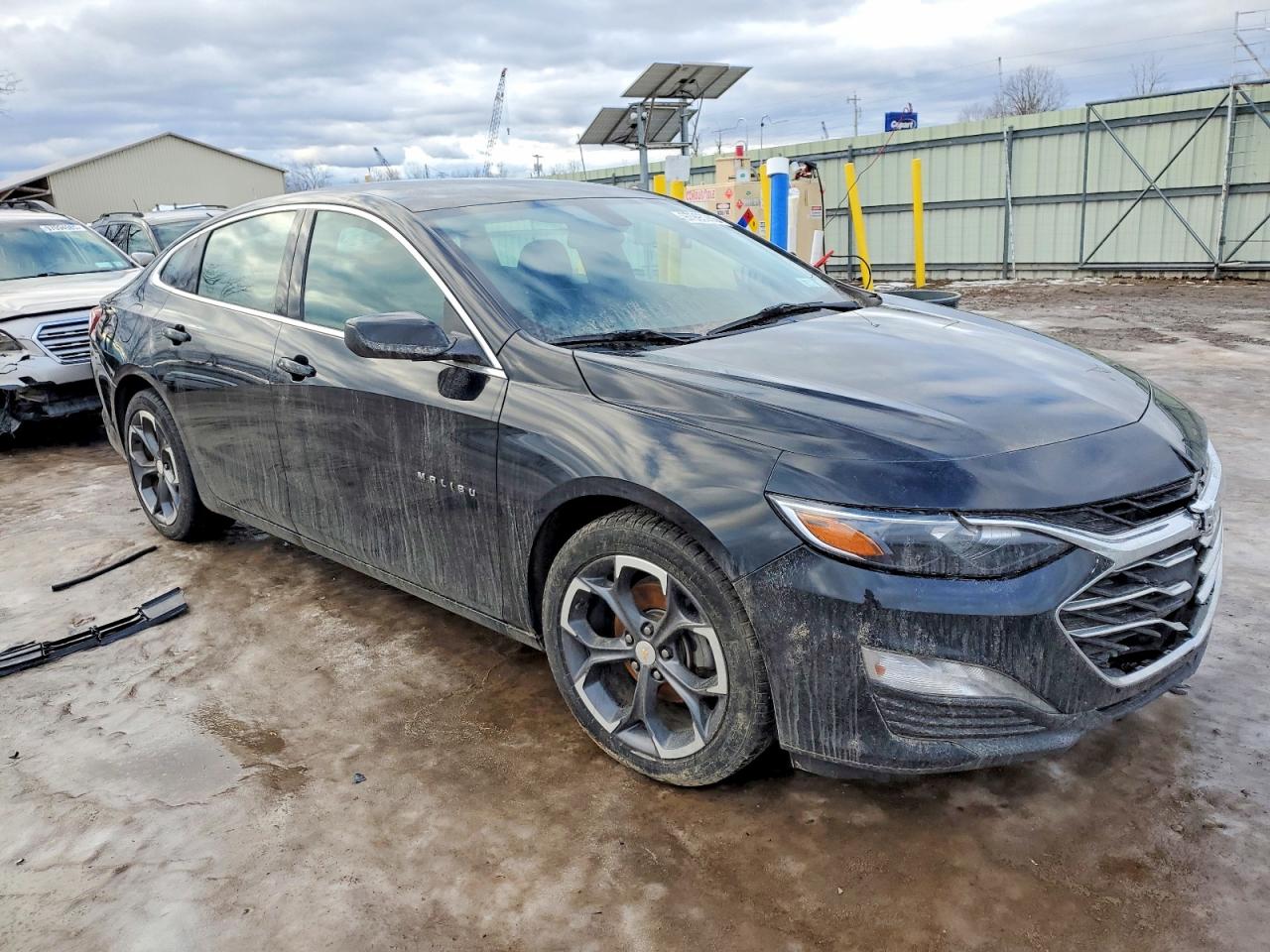 2022 CHEVROLET MALIBU LT photo 4