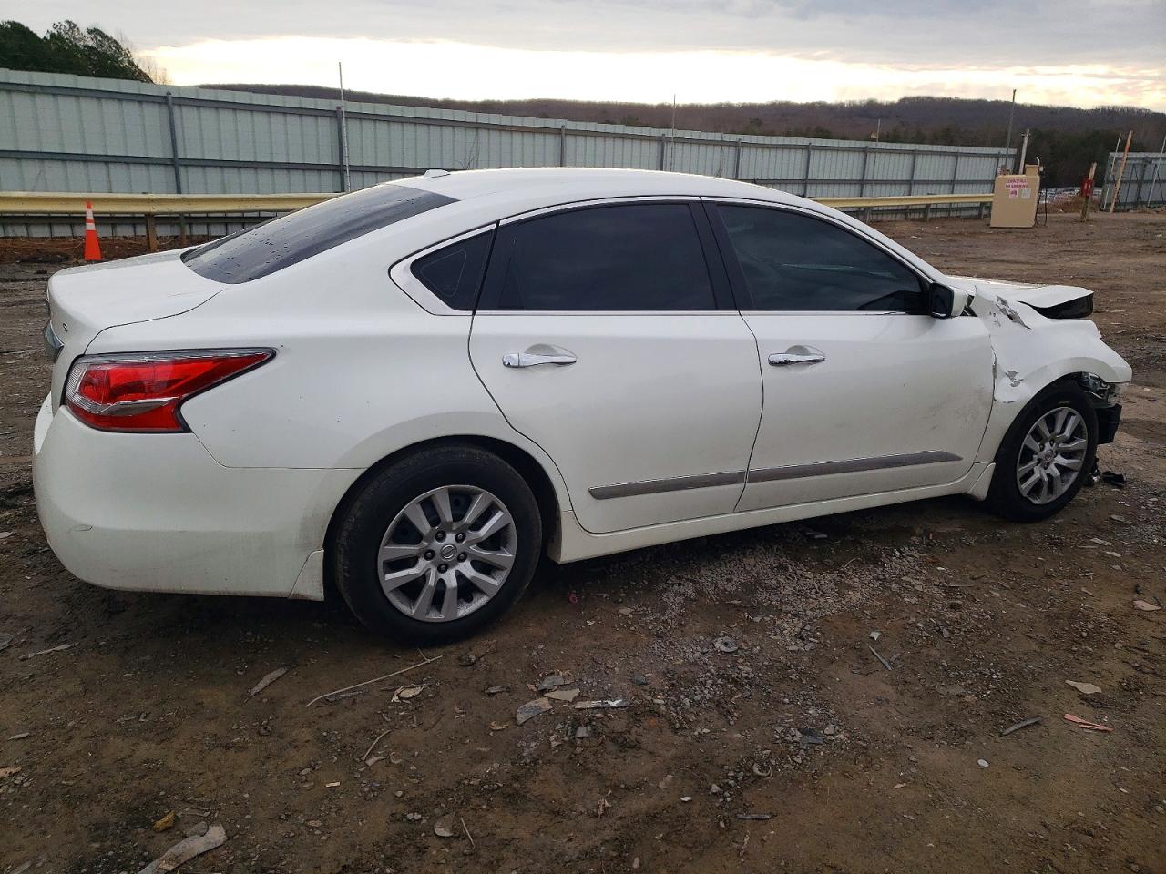 2015 NISSAN ALTIMA 2.5 photo 3