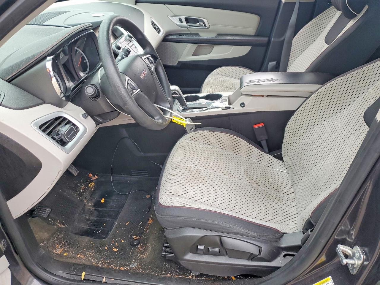 2013 GMC TERRAIN SLE photo 7