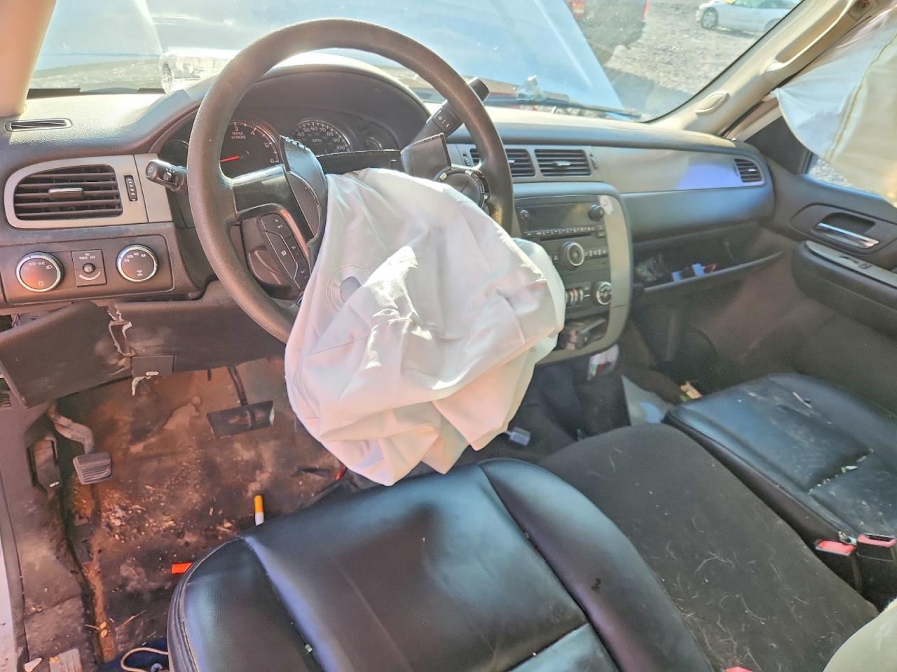 2008 CHEVROLET SUBURBAN K2500 photo 8