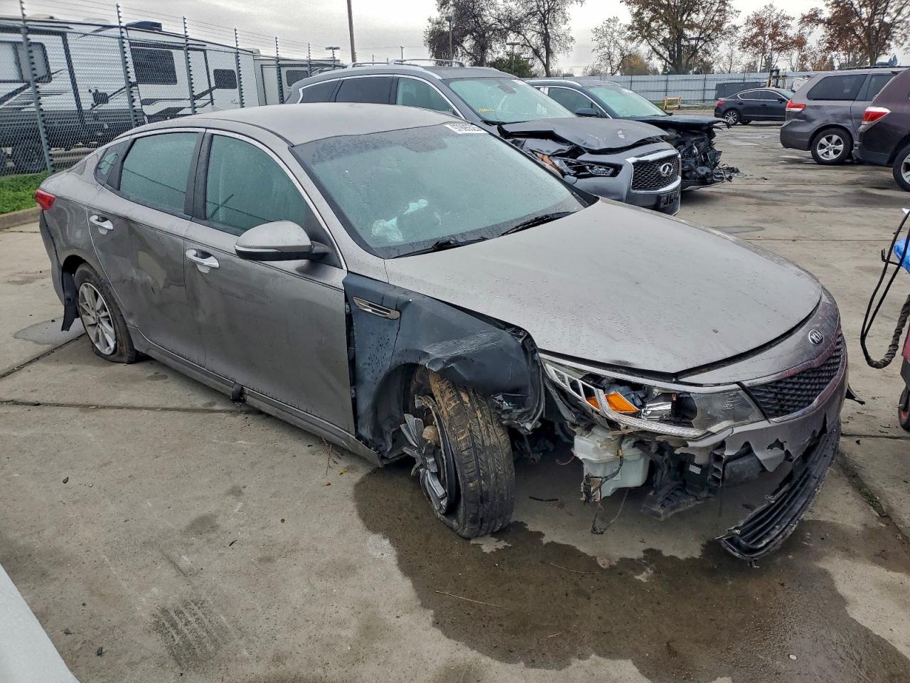 2016 KIA OPTIMA LX photo 4