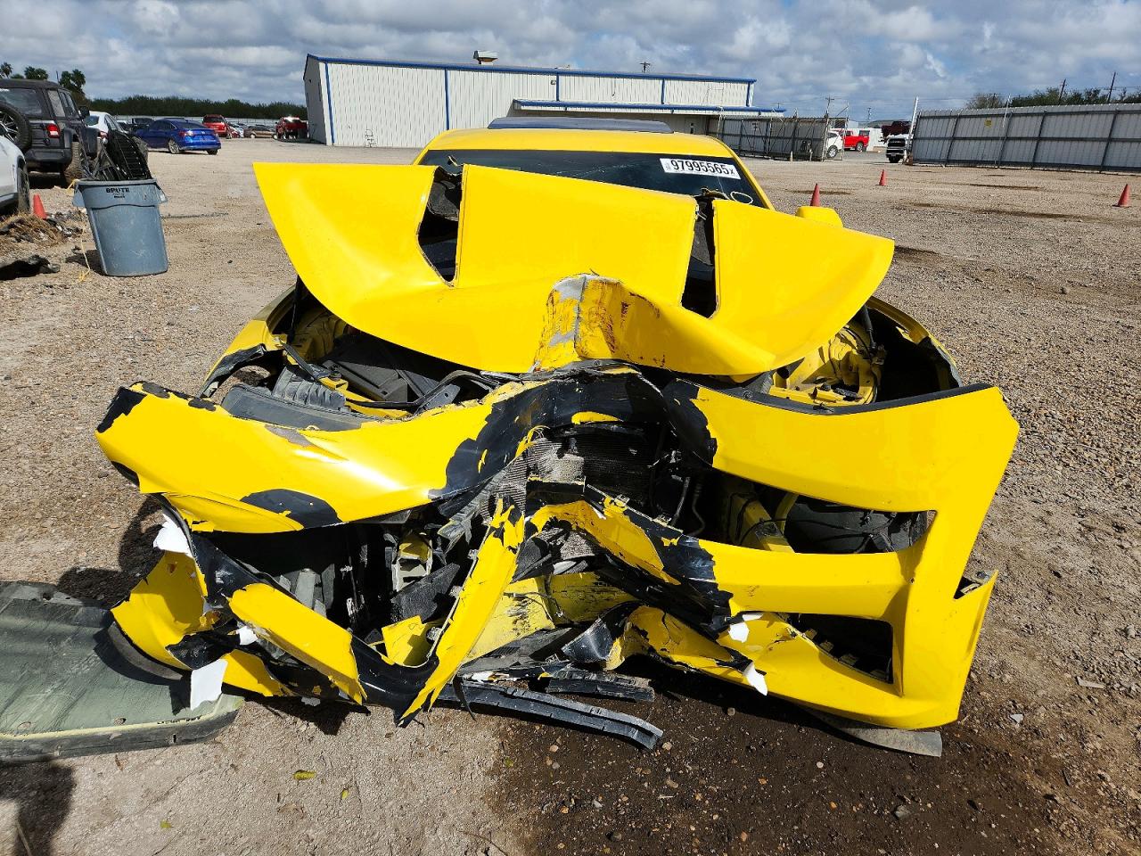 2017 CHEVROLET CAMARO LT photo 5