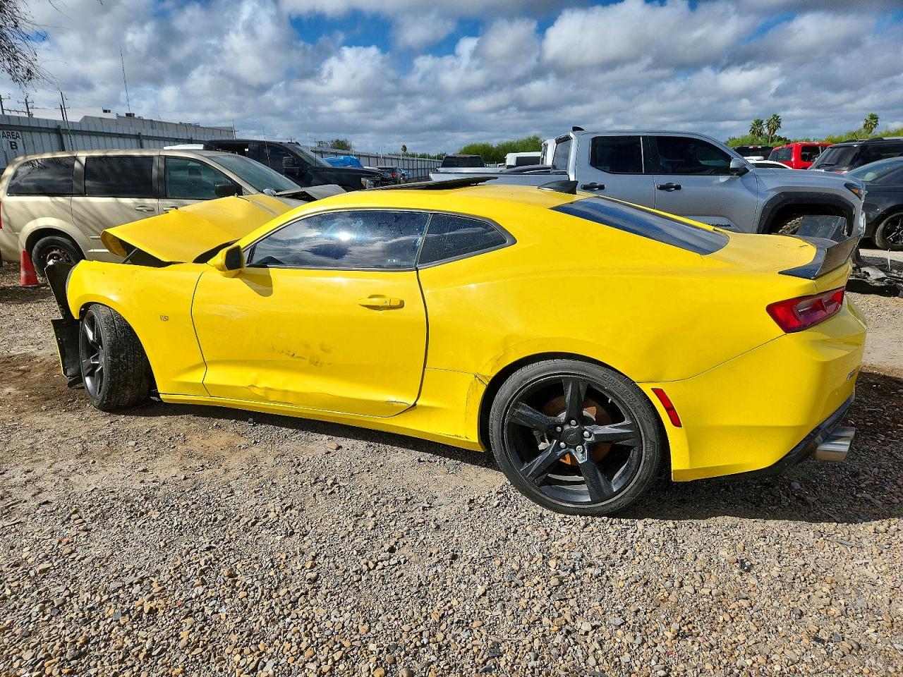 2017 CHEVROLET CAMARO LT photo 2