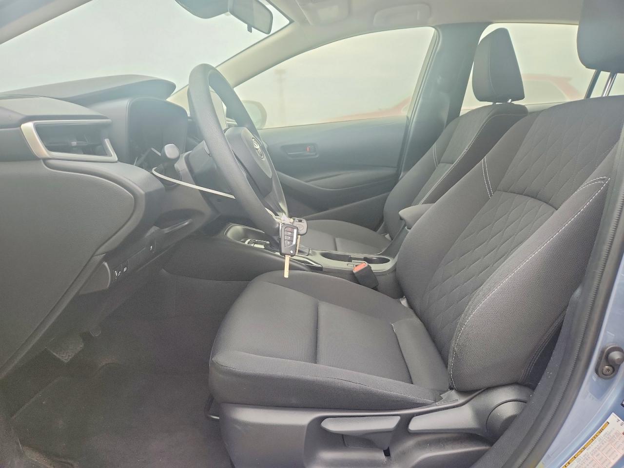 2024 TOYOTA COROLLA LE photo 7