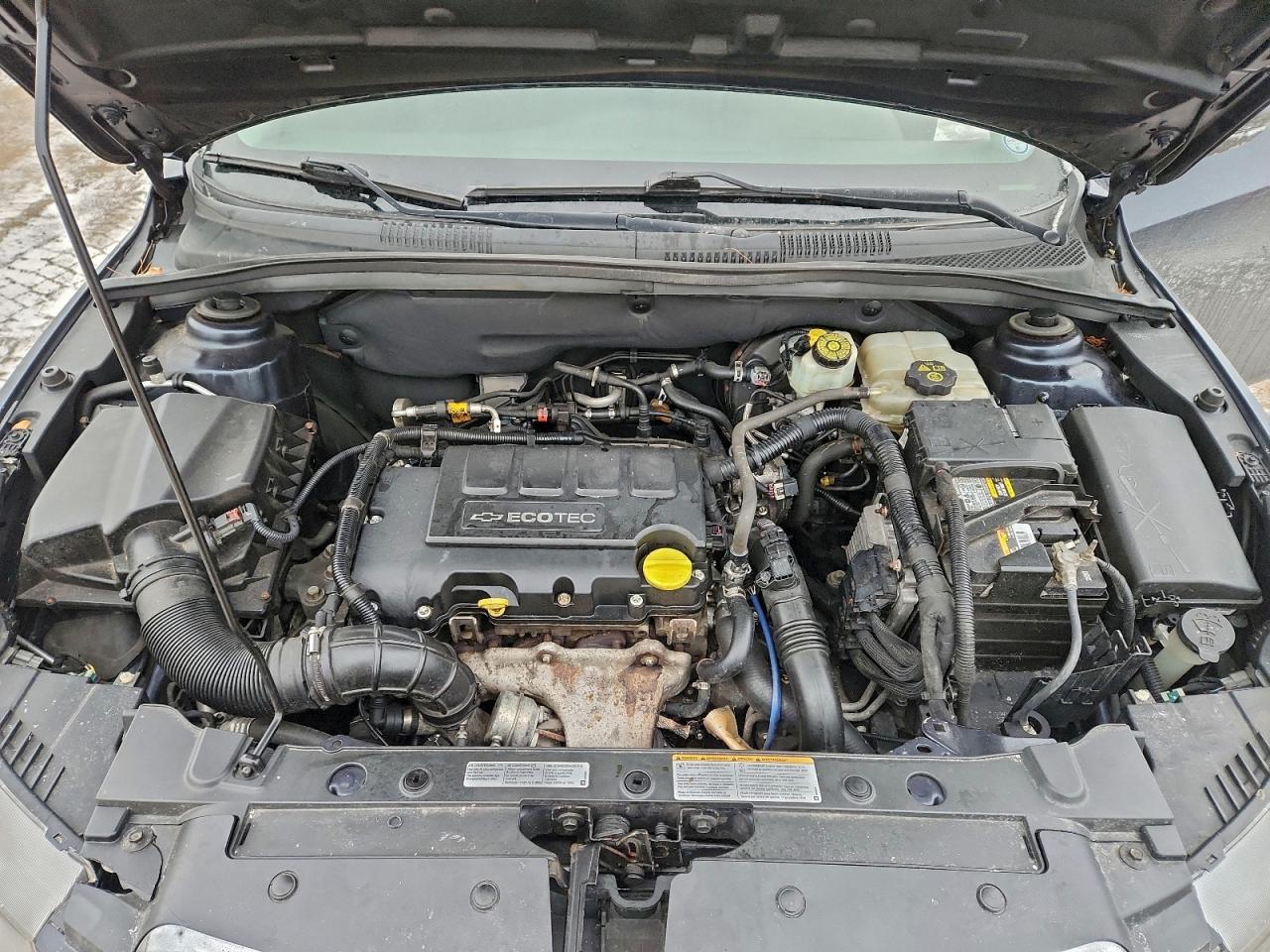 2016 CHEVROLET CRUZE LIMITED LT photo 11