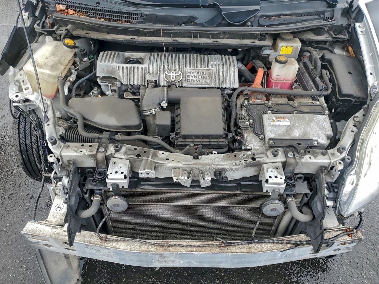 2010 TOYOTA PRIUS photo 11