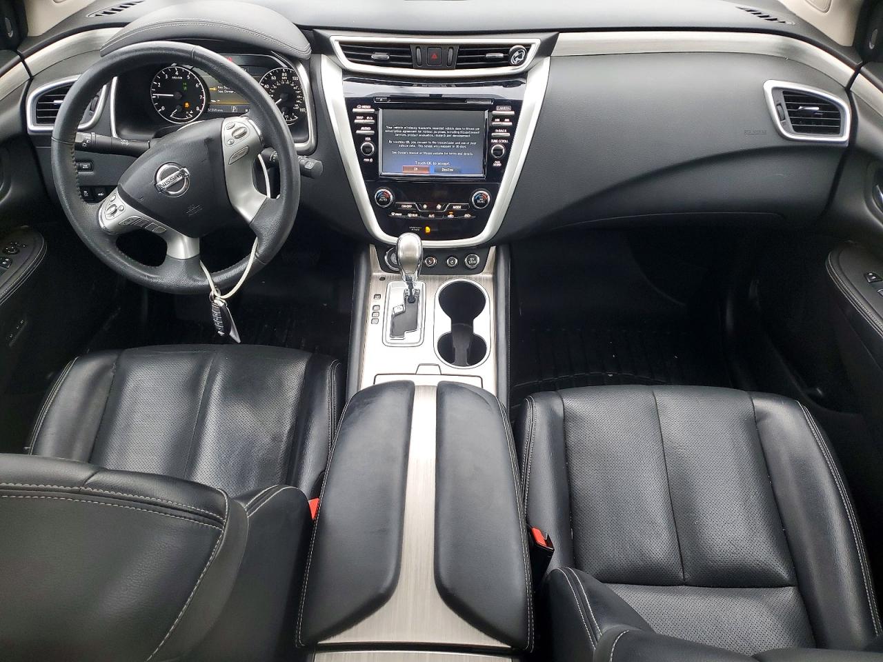 2017 NISSAN MURANO S photo 8