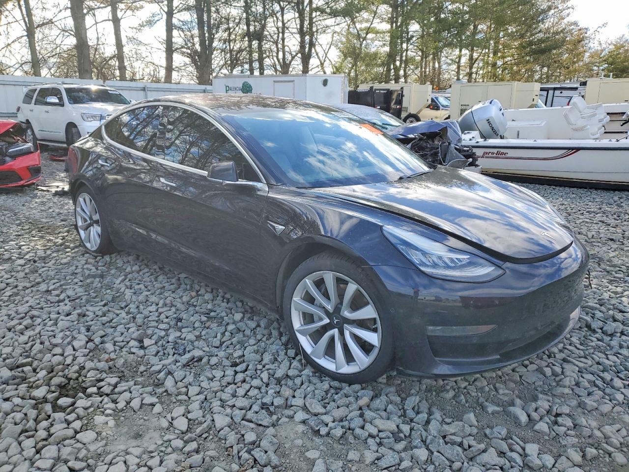2018 TESLA MODEL 3 photo 4