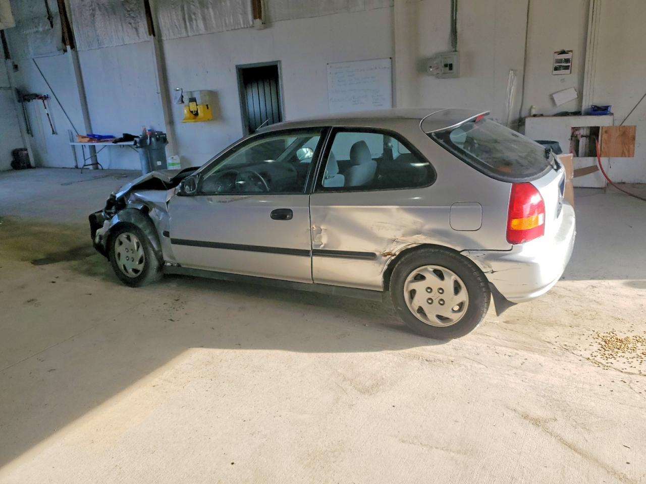 1997 HONDA CIVIC DX photo 2