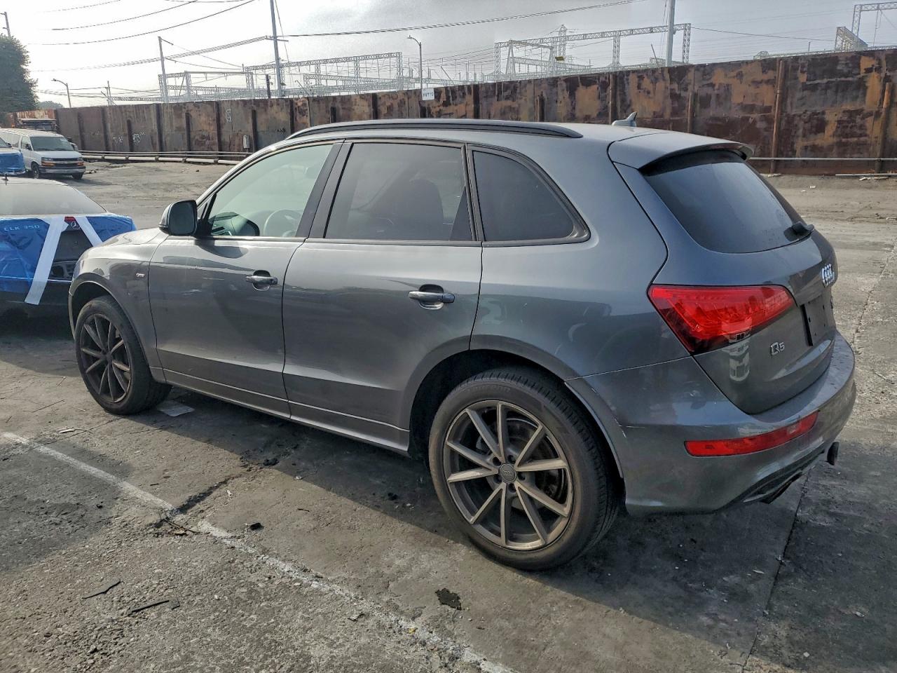 2015 AUDI Q5 PREMIUM PLUS photo 2