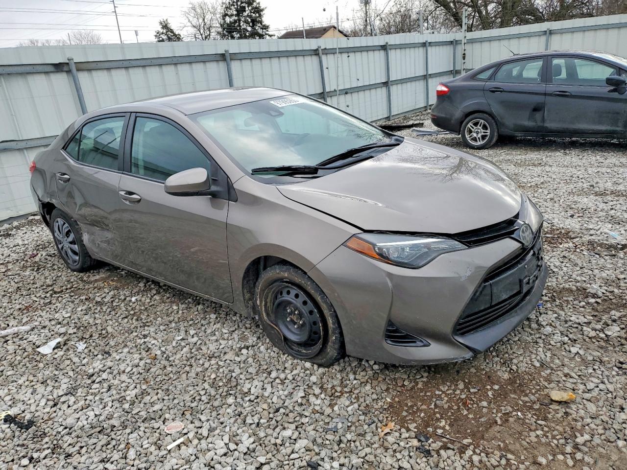 2018 TOYOTA COROLLA L photo 4