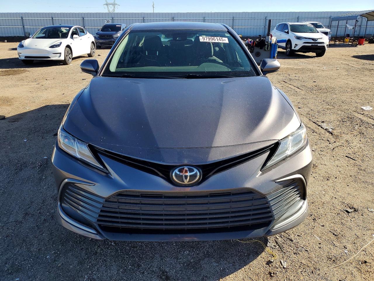 2022 TOYOTA CAMRY LE photo 5