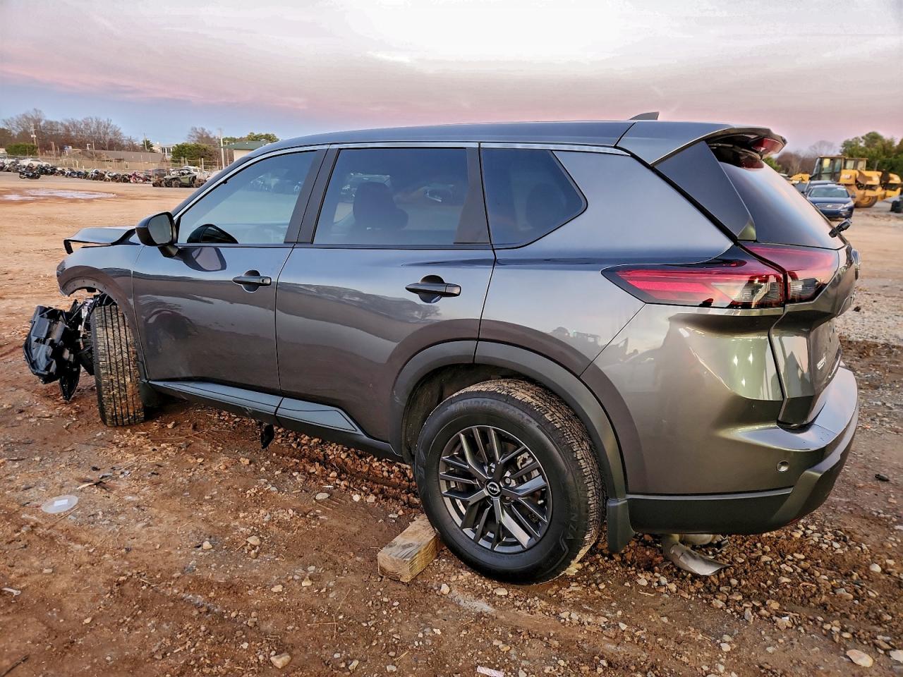 2025 NISSAN ROGUE S photo 2