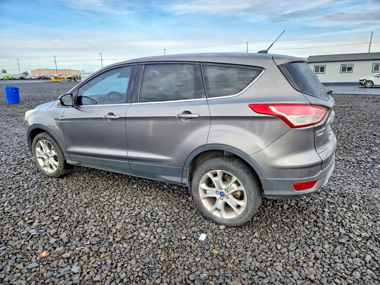 2013 FORD ESCAPE SEL photo 2
