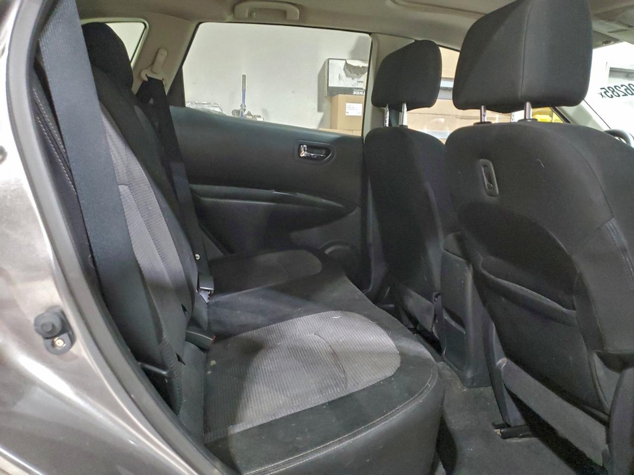2013 NISSAN ROGUE S photo 11