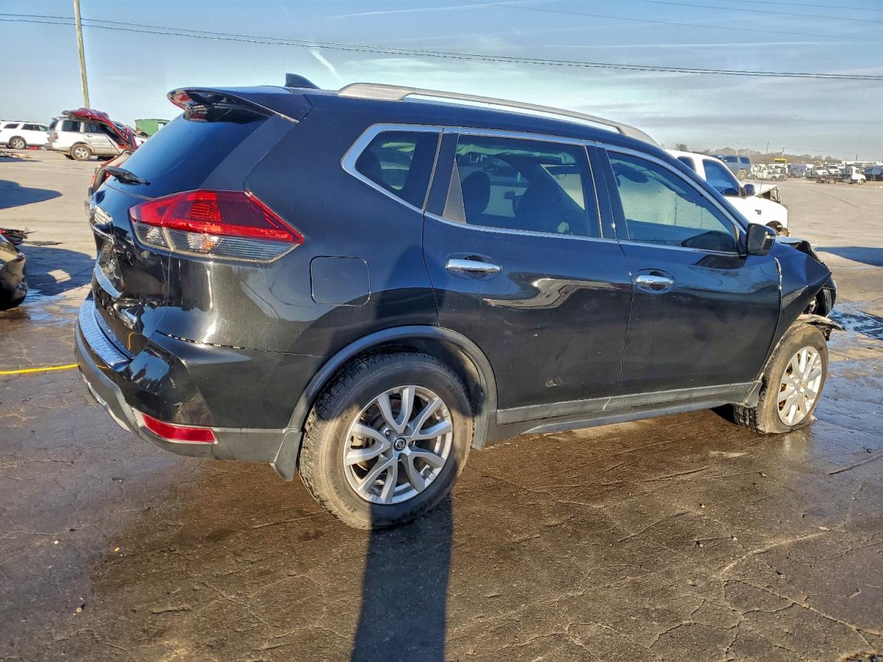 2019 NISSAN ROGUE S photo 3