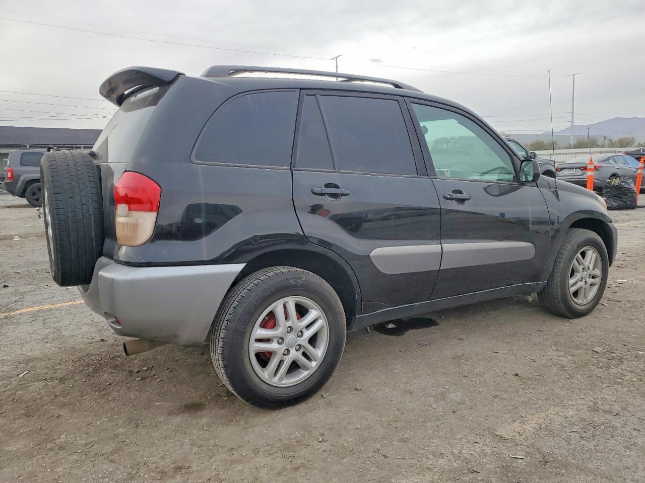 2001 TOYOTA RAV4 photo 3