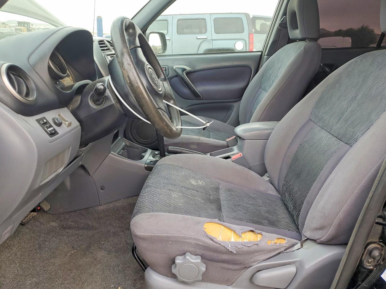 2001 TOYOTA RAV4 photo 7
