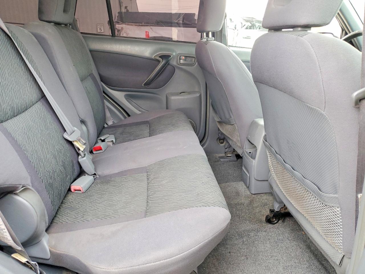 2001 TOYOTA RAV4 photo 11