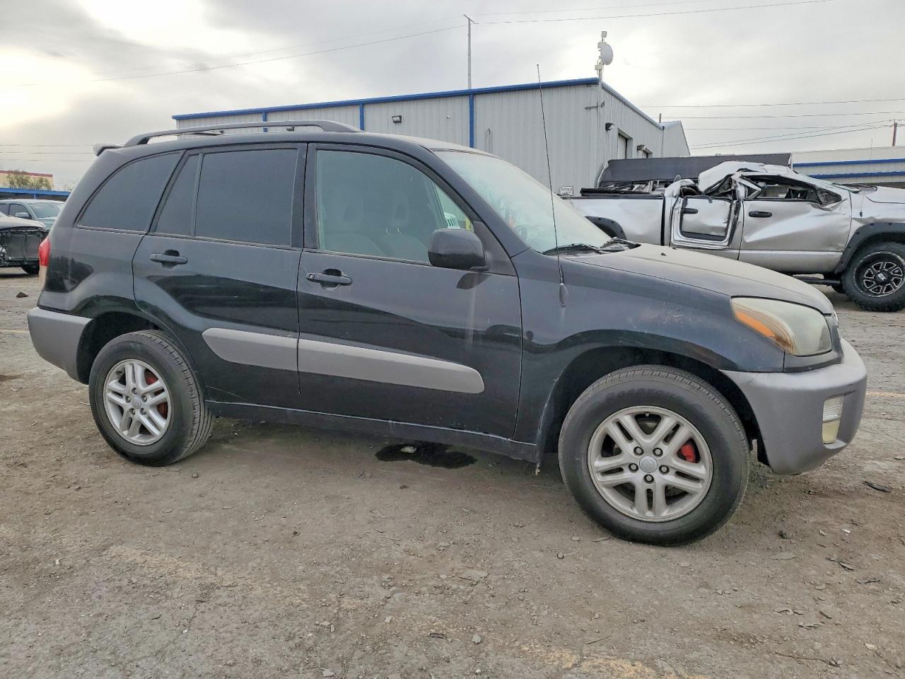 2001 TOYOTA RAV4 photo 4