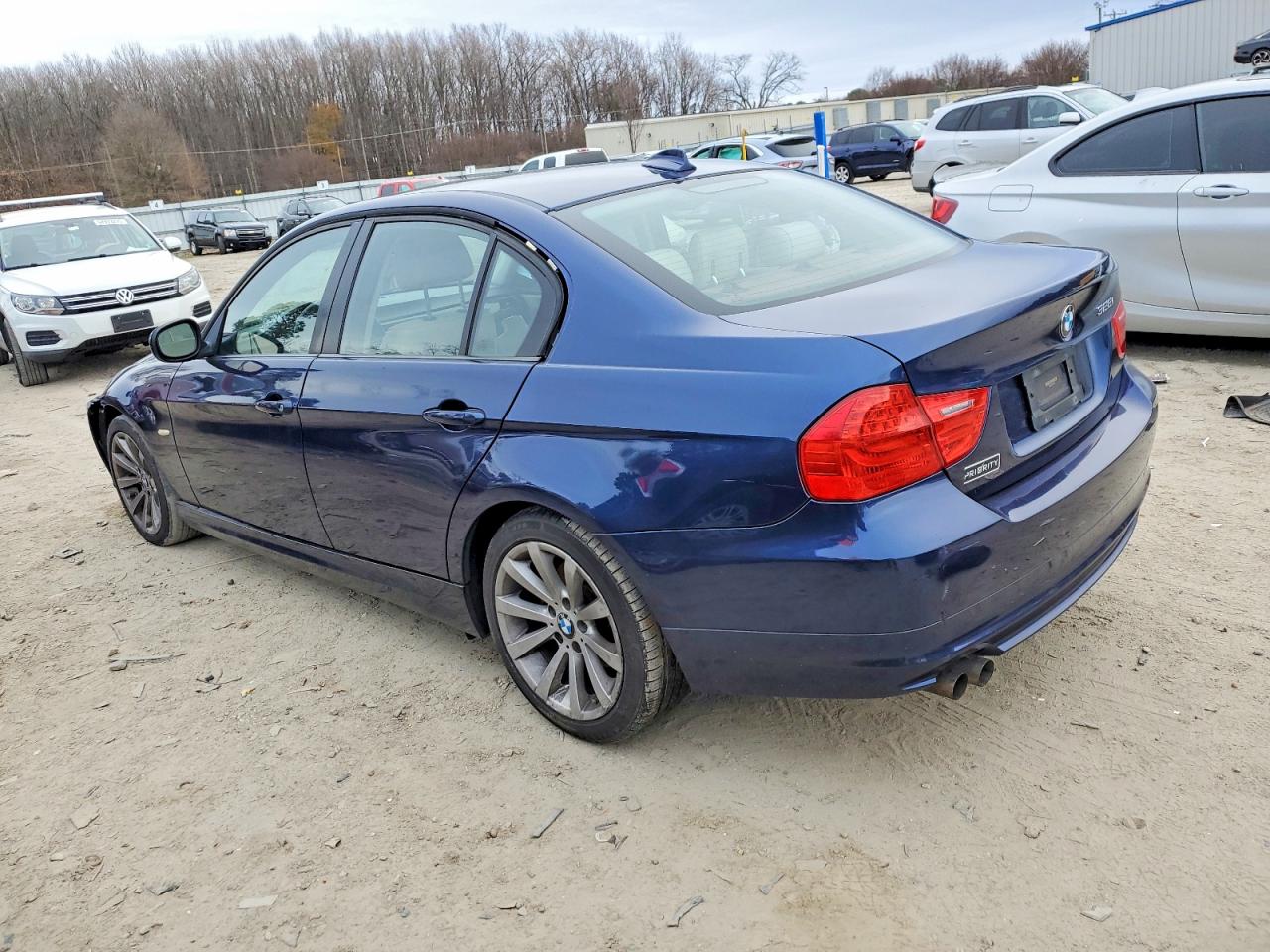 2011 BMW 328 I photo 2