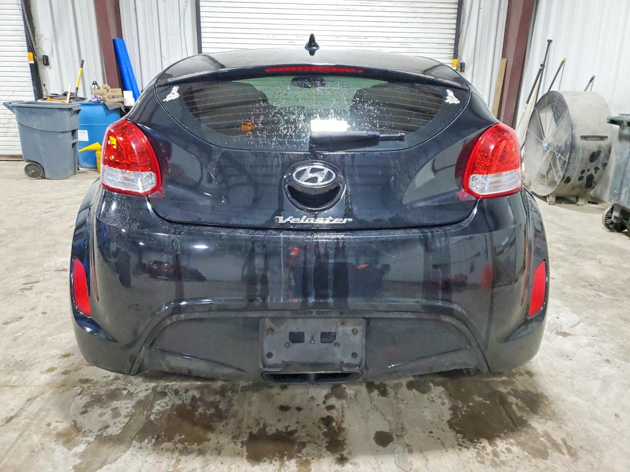 2013 HYUNDAI VELOSTER photo 6