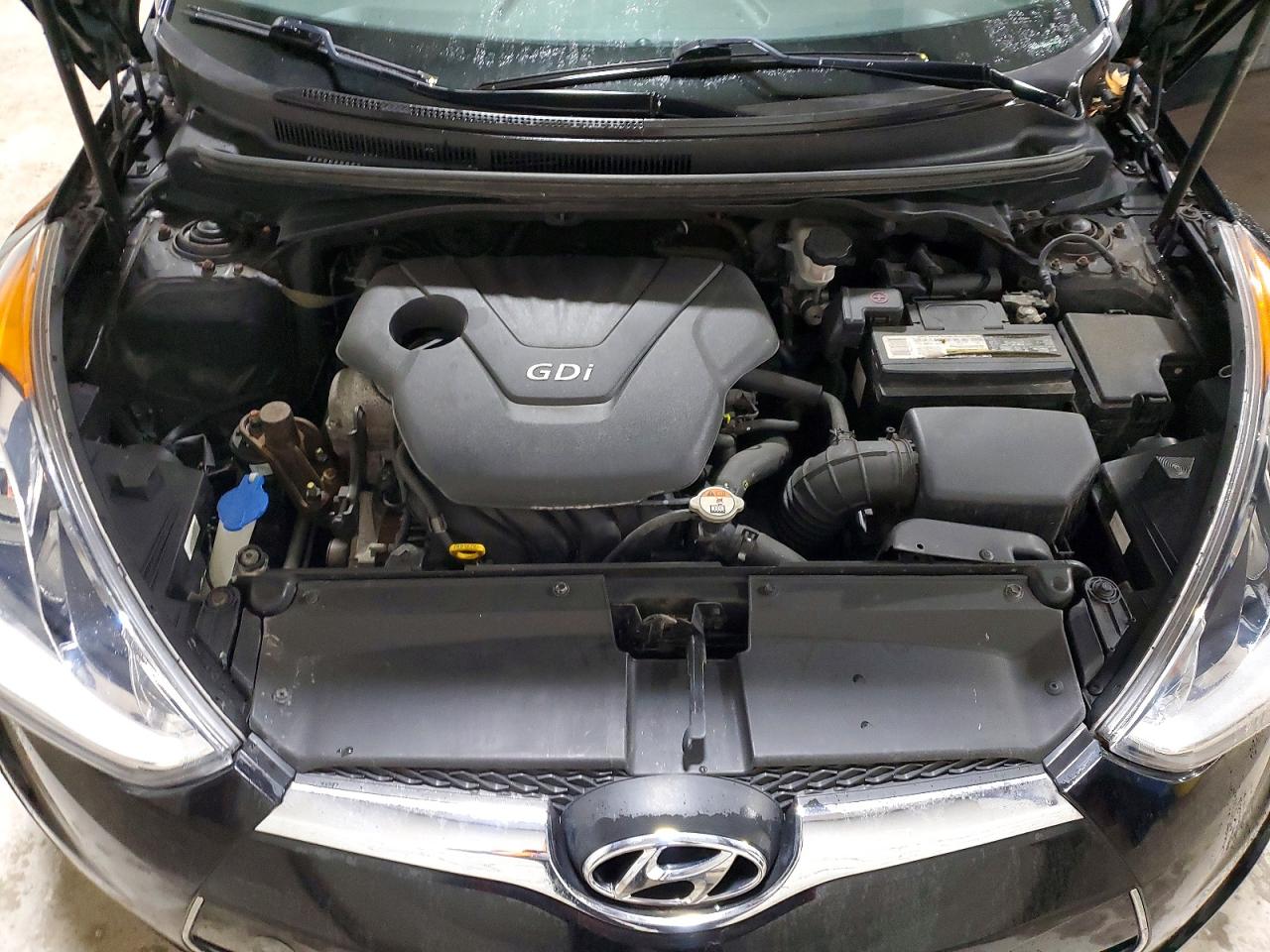 2013 HYUNDAI VELOSTER photo 11
